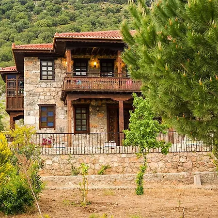 Yel Degirmeni - 4 Yatak Odali Muhafazakar 别墅